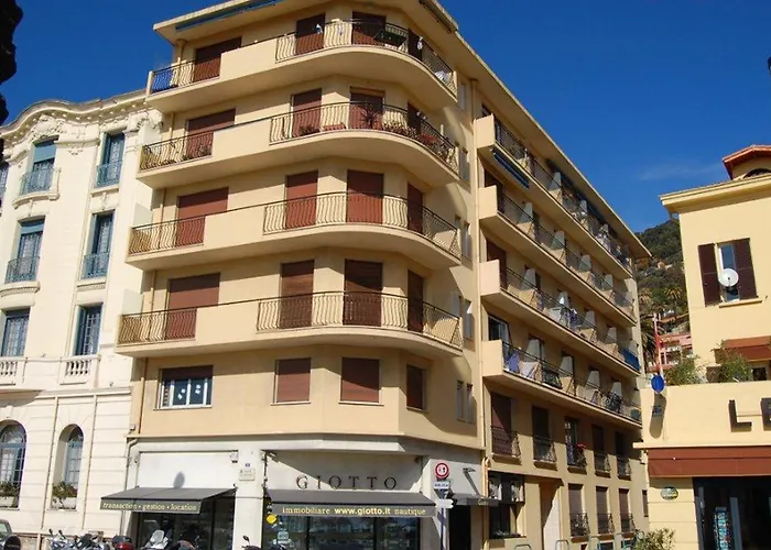 Moderne Climatise, Balcon Et Vue - Fr-1-196-214 Menton